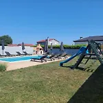 Вилла Vallese