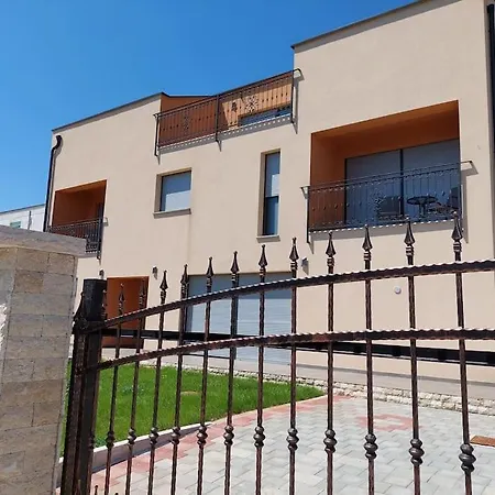 Vallese Willa